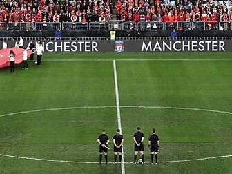 Liverpool hold minute's si...